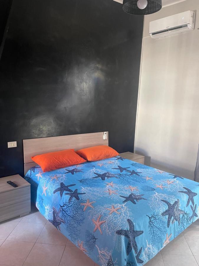 Appartement Casa Via Cialdi à Civitavecchia Extérieur photo